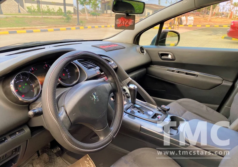 Peugeot 5008 2021